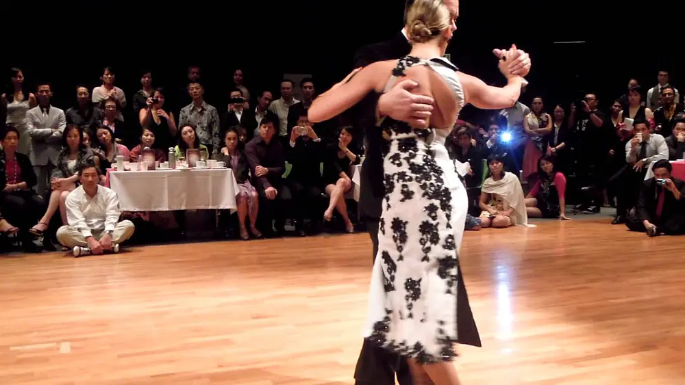 Video thumbnail for 2012 HK tango festival, Gabriel Misse & Analia Centurion 2