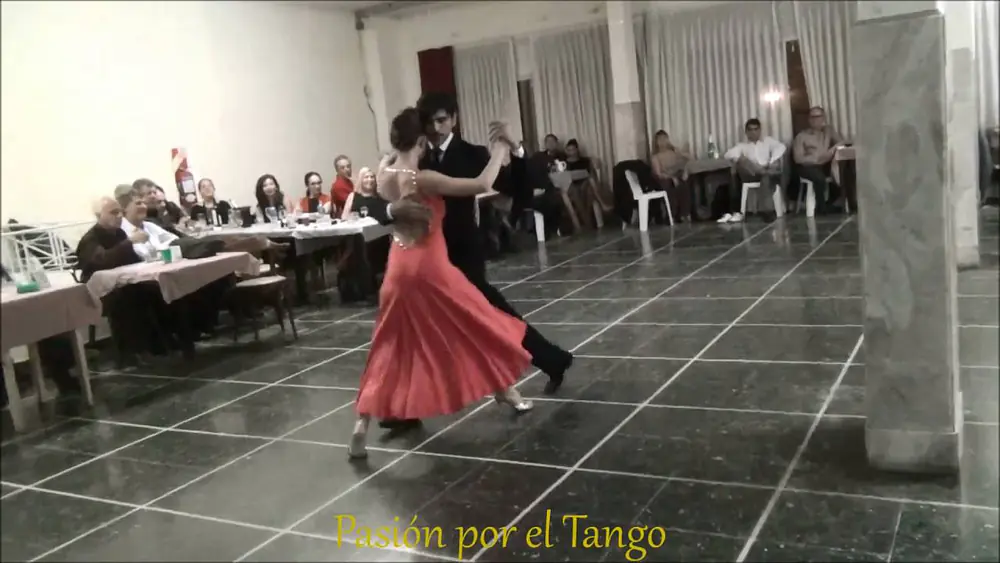 Video thumbnail for MAGDALENA GUTIERREZ y GERMAN BALLEJO Bailando el Tango LA BRUJA en FLOREAL MILONGA