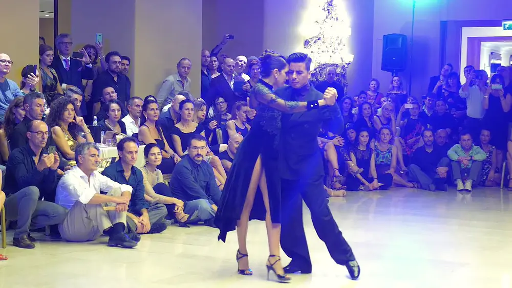 Video thumbnail for Sebastian Achaval  Roxana Suarez - 8° Bari International Tango Congress 1/3