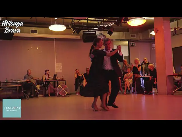 Video thumbnail for MILONGA BRAVA '24- Juan Amaya & Valentina Garnier dance Orquesta Típica Victor - Íntima