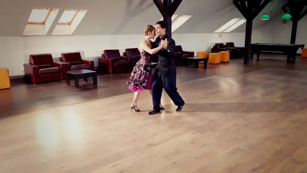 Video thumbnail for Sebastian Arce & Mariana Montes Lesson 49