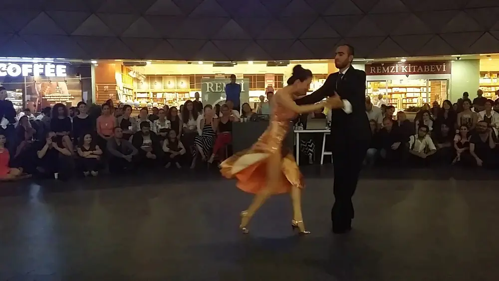 Video thumbnail for Gözde Nur Yüceer & Kadir Yüceer -5- Kanyon Milongası