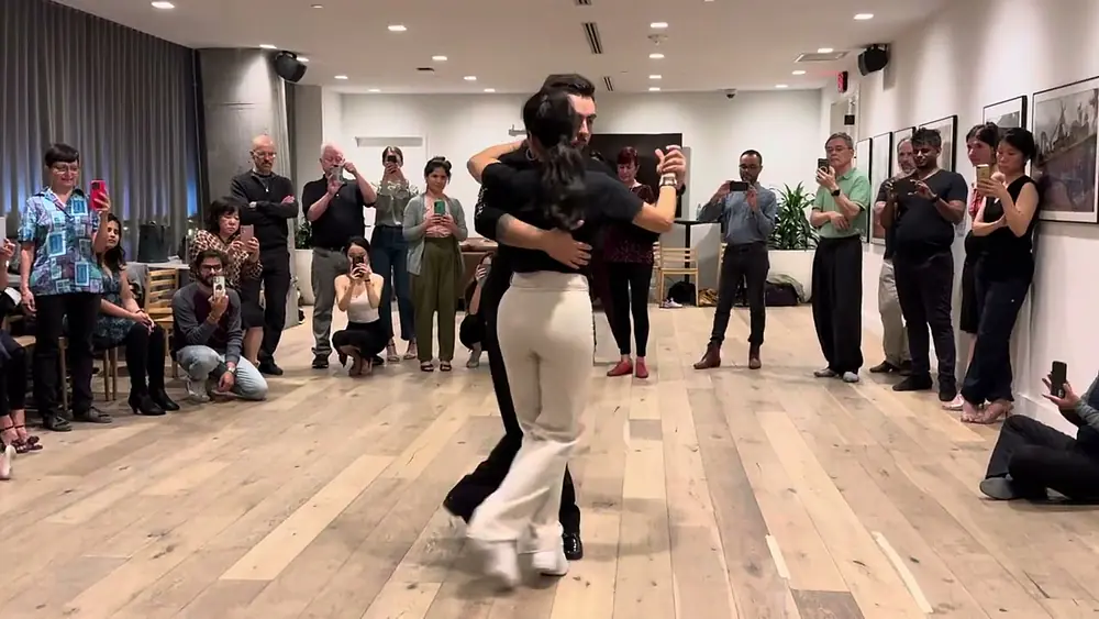 Video thumbnail for Tango Lesson: Jonathan Saavedra & Clarisa Aragón. Washington DC. 12/15/2023