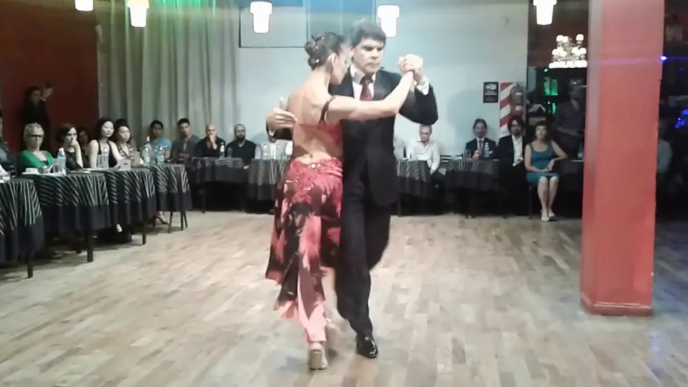Video thumbnail for Bailaron Alejandra Hobert & Adrian Veredice, en la Milonga de Los Domingos. Part.4 - 19/03/17
