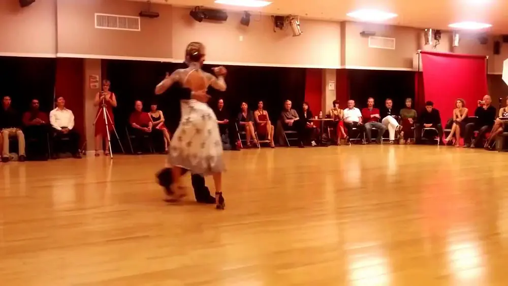 Video thumbnail for Jorge Torres and Maria Blanco — "Tenía que suceder" — 1/4 at TESO 2012