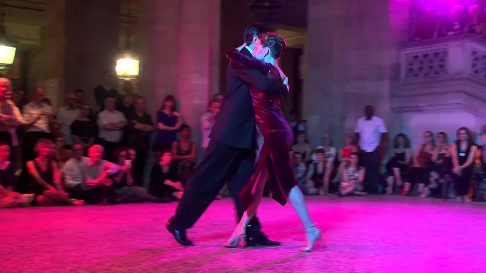 Video thumbnail for Magdalena GUTIERREZ and Germán BALLEJO @ Bordeaux Cite Tango Festival 2016 2/3