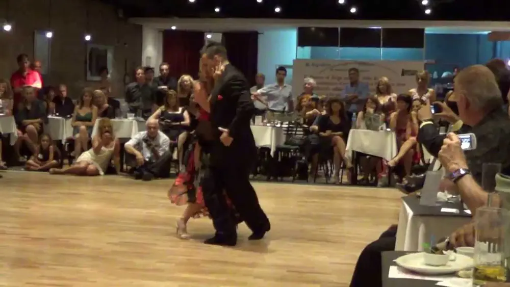 Video thumbnail for Alejandra Mantiñan y Leandro Palou Tango  "EGB" En: Obelisco Tango (Jueves 09-01-14) 3/4