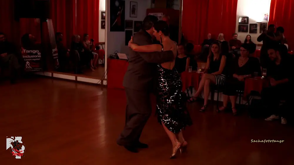 Video thumbnail for Ricardo Calvo y Sandra Messina, La Casa del Tango-Breganzona,2019