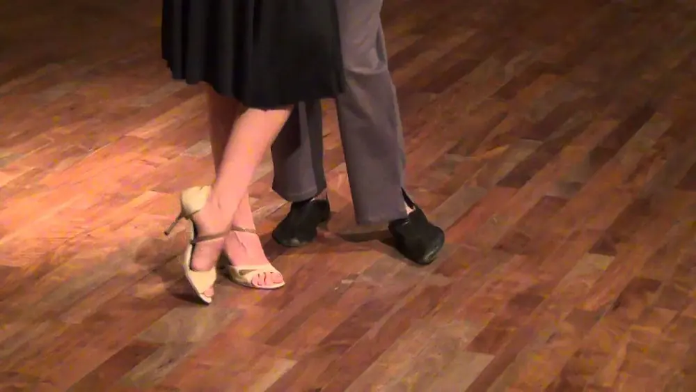 Video thumbnail for Susana Miller y Eva Garles bailando Pugliese