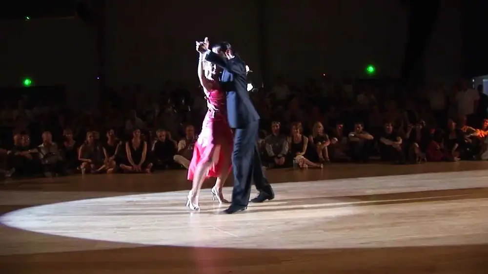 Video thumbnail for Gisela Passi et Rodrigo Rufino. Festival Tango St GENIEZ d'OLT  2012
