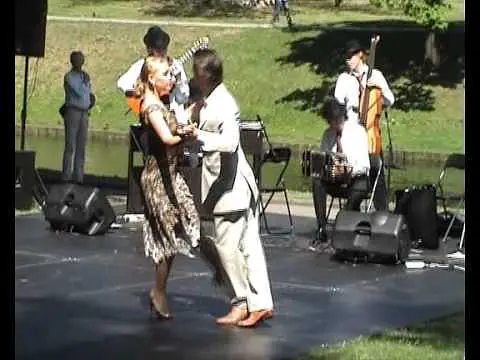 Video thumbnail for Artyom Mayorov y Julia Osina 1/5 (31.05.09)