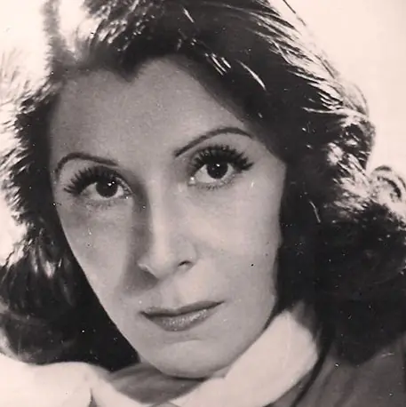 Nelly Omar