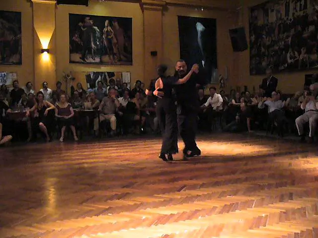 Video thumbnail for Porteñita linda - Eduardo Cappussi y Mariana Flores en Soho Tango