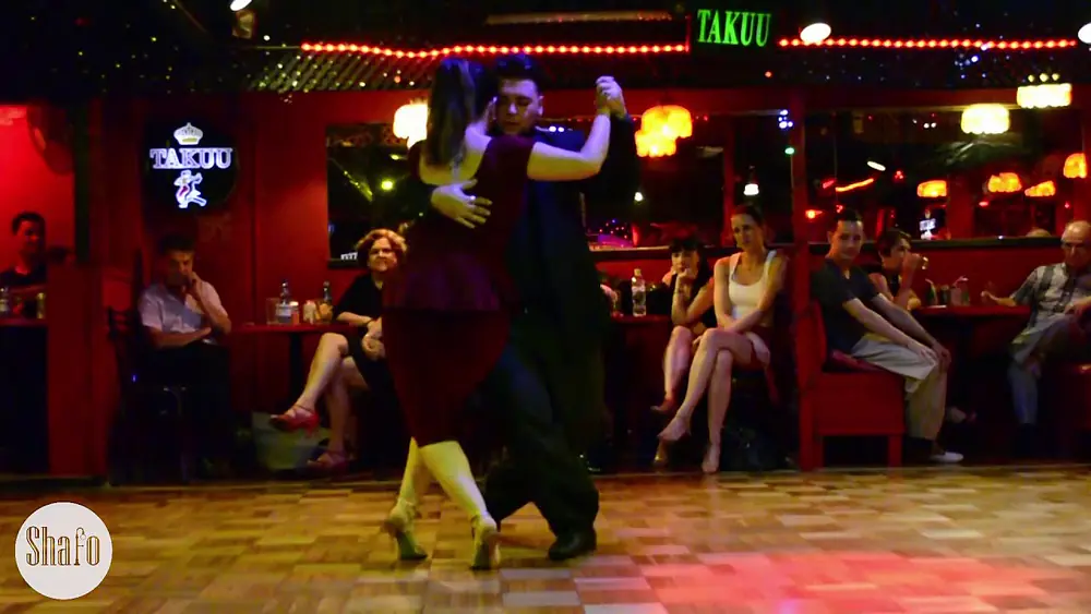 Video thumbnail for Sebastián Bolívar y Cynthia Palacios: Milonga de Antaño [3/3]