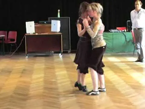 Video thumbnail for Lizelot de Stigter and Mirjam Diedrich, milonga, 26 Apr. '09, Scala