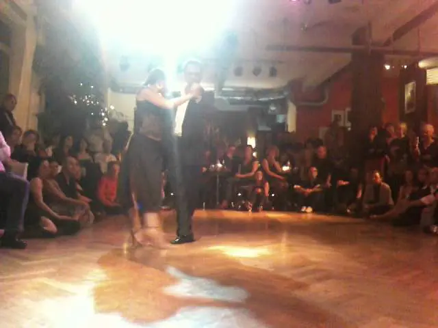 Video thumbnail for Ezequiel Pauldi y Geraldin Rojas 3/4