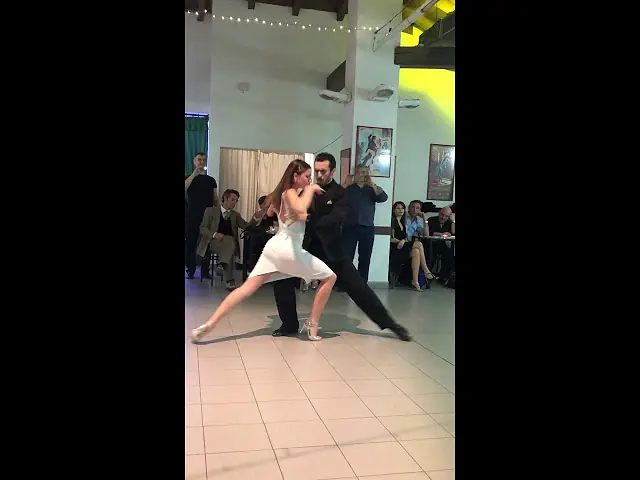 Video thumbnail for Andrea Vighi y Chiara Benati - Gricel