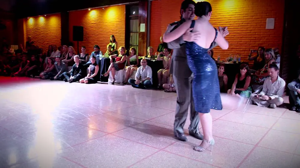 Video thumbnail for Tango en Punta, Uruguay, 2016 - ARIADNA NAVEIRA Y FERNANDO SANCHEZ 2/2