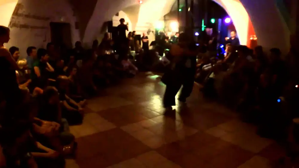 Video thumbnail for Analia Vega & Marcelo Varela @ Puente del tango, Cracov, 2010 part 1.