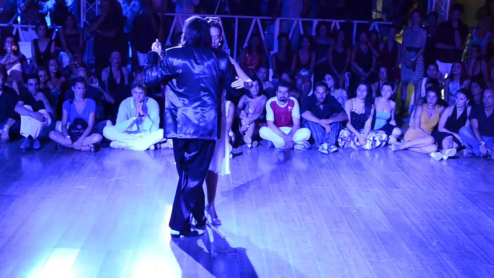 Video thumbnail for Mariano Chicho Frumboli-Juana Sepulveda, "Flores negras", Salerno tango festival-2013