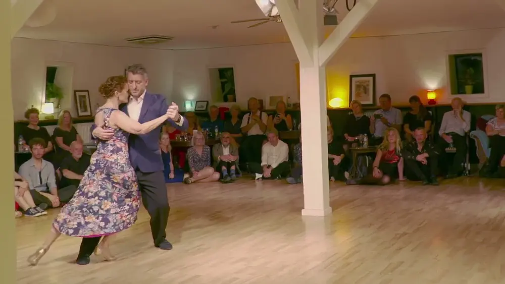 Video thumbnail for Bryndis Halldorsdottir & Hany Hadaya dancing to Vivaldi - Vedro con mio diletto. @M2tangoStudio 2/4