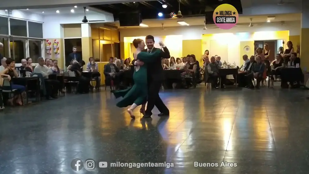 Video thumbnail for Alejandro Beron y Kelly Lettieri.- Milonga Gente Amiga - 11/FEB/2024 (2/3)