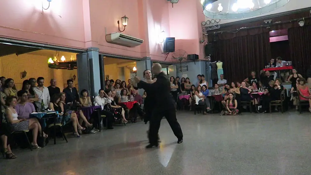 Video thumbnail for Guillermina Quiroga y Mariano Diego Logiudice en Milonga La Nacional Jan 2017 2/2