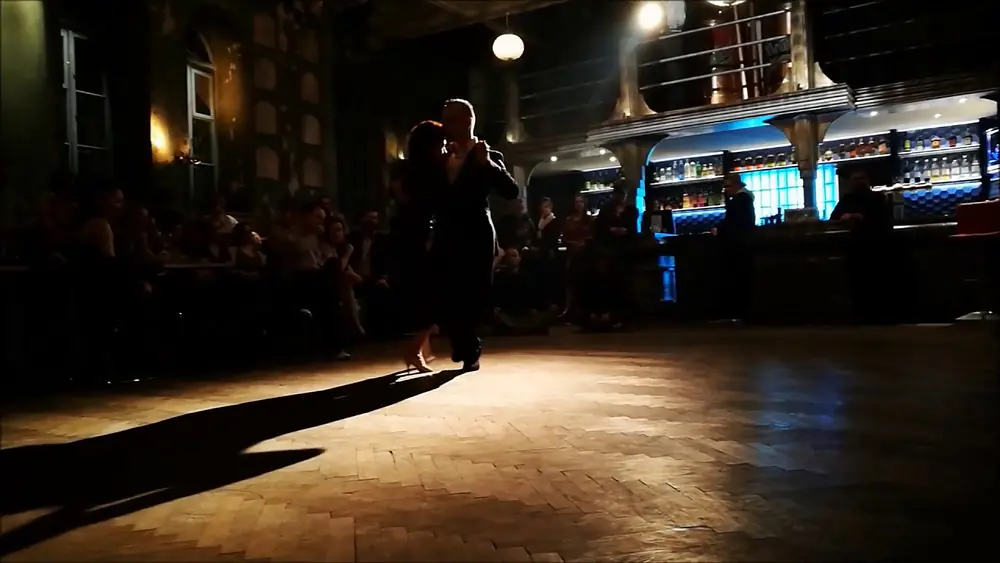 Video thumbnail for Anna Sieprawska & Marcin Sieprawski - "Tylko ty" (polskie tango) @Milonga w Hevre
