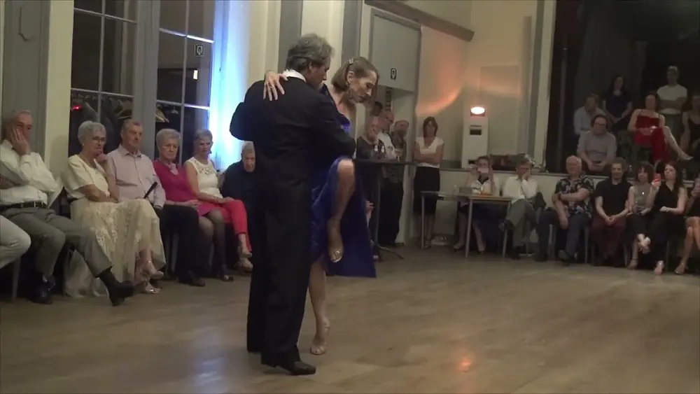 Video thumbnail for Fernanda Japas & Alberto Sendra: demo 3/3 @ CC Meulestee Gent