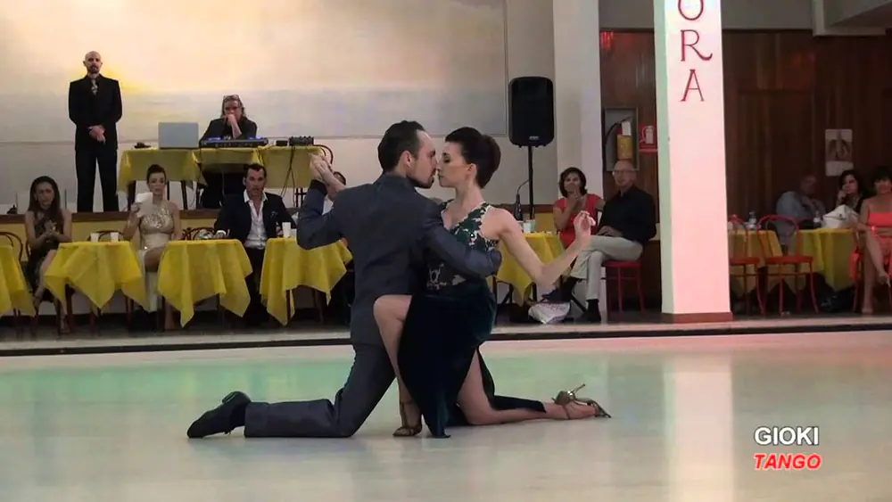 Video thumbnail for Qui Tango Festival Savona 2015 - Paula Ballesteros & Leo Barri - Gallo Ciego