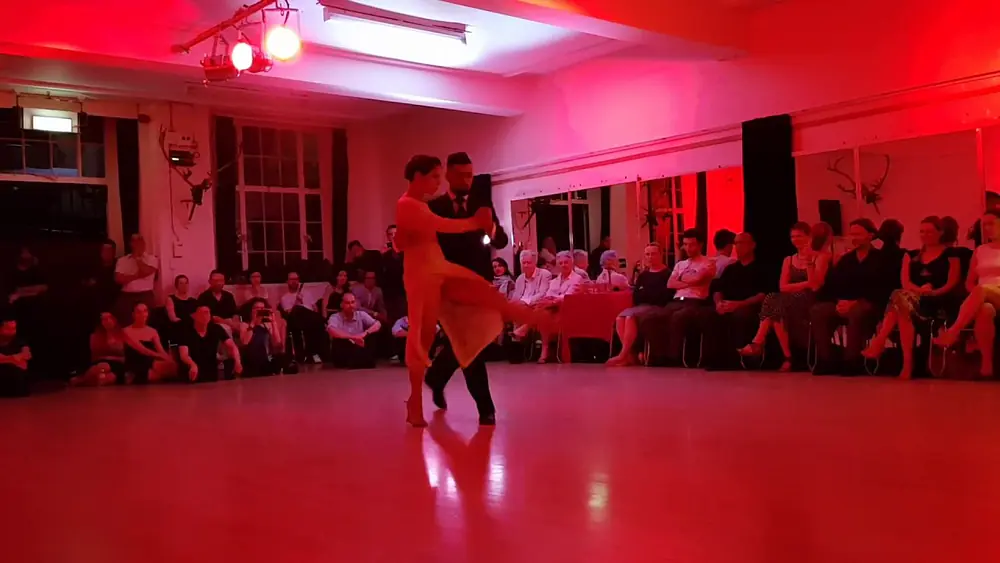 Video thumbnail for Laisa Souza & Fernando Carrasco at Tango Etnia, London 2/3