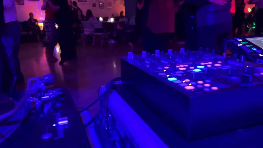 Video thumbnail for Tango. Gustavo Rosas. Dj Gus. Tangos en Vinilos.El Puntazo. Mayo 2023. Madrid