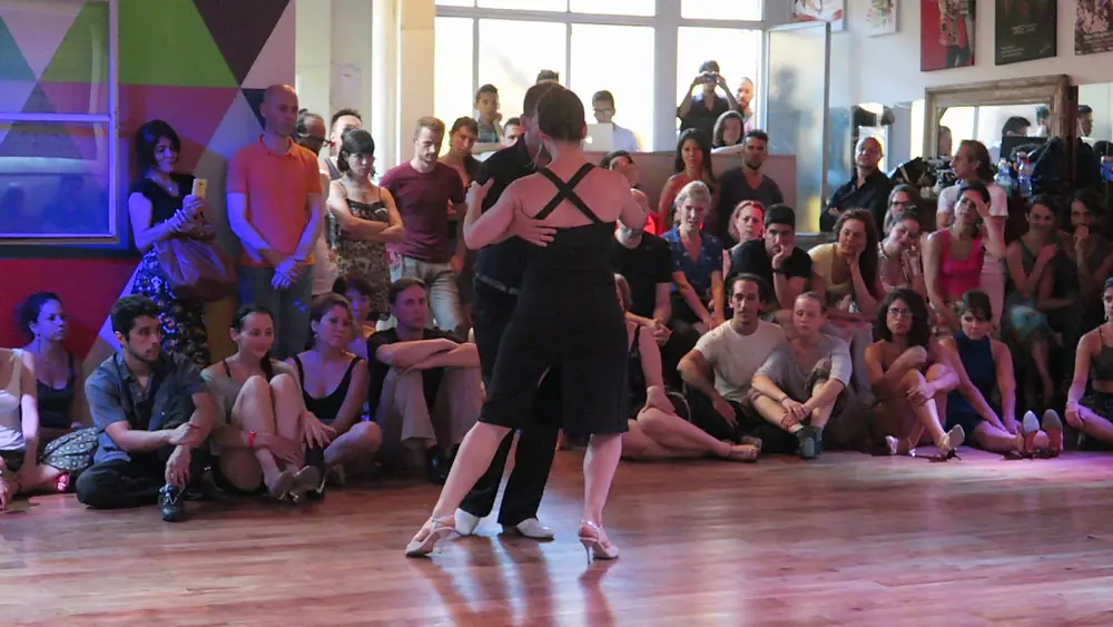 Video thumbnail for Jose Halfon y Virginia Cutillo at Practica DNI Buenos Aires 2016 1