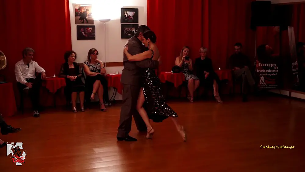 Video thumbnail for Ricardo Calvo y Sandra Messina - dicembre 2019 - La Casa del Tango 1