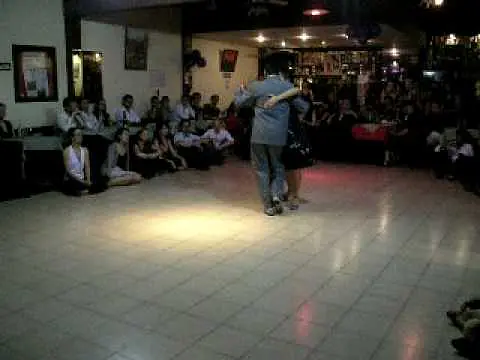 Video thumbnail for Cornetín, Fabián Peralta y Virginia Pandolfi en PRAKTIKA8