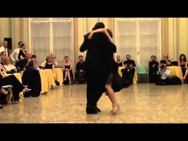 Video thumbnail for Omar Quiroga y Veronica Palacios @ El Fueye Genova