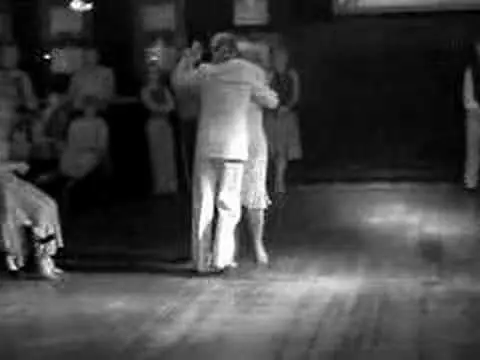 Video thumbnail for Melina Sedo & Detlef Engel dance a Tango vals in Germany