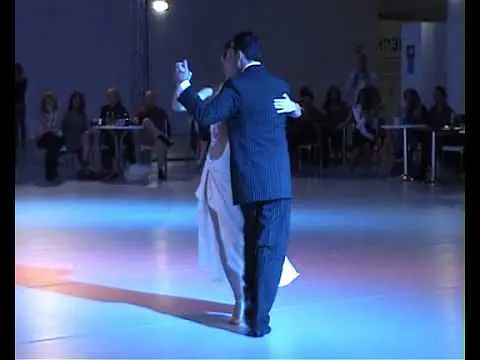 Video thumbnail for ETC in Torino 2010 - Diego Escobar y Angelina Staudinger - 2 of 3 (15.06.2010)