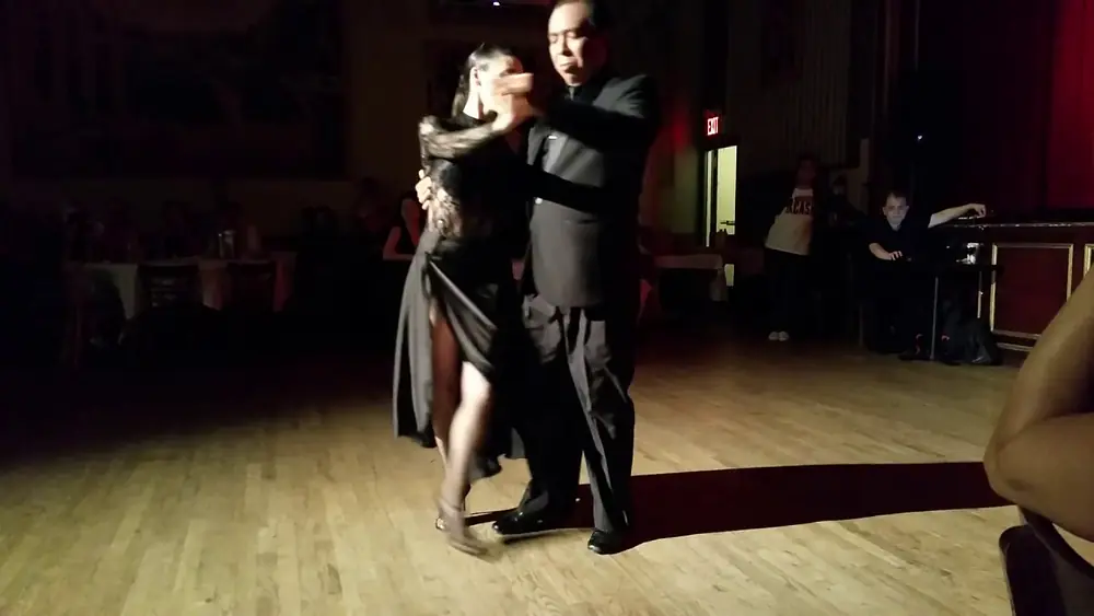 Video thumbnail for Argentine tango:Silvana Núñez & Ivan Leonardo - Remolino