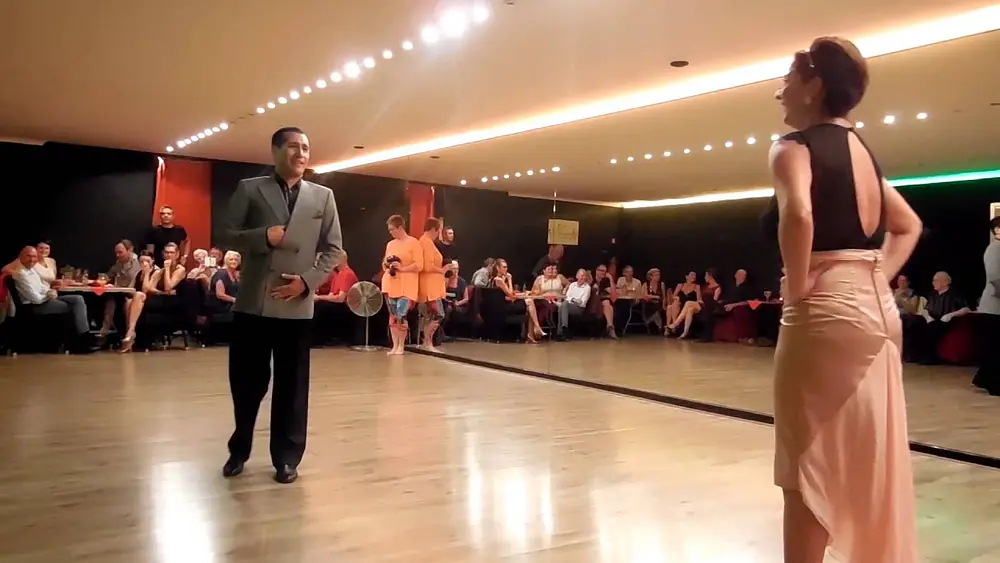 Video thumbnail for Milonga el centro 13 juni2015 met demo CHRISTIAN CORREA YMIRIAM COPELLO  dj jo switten