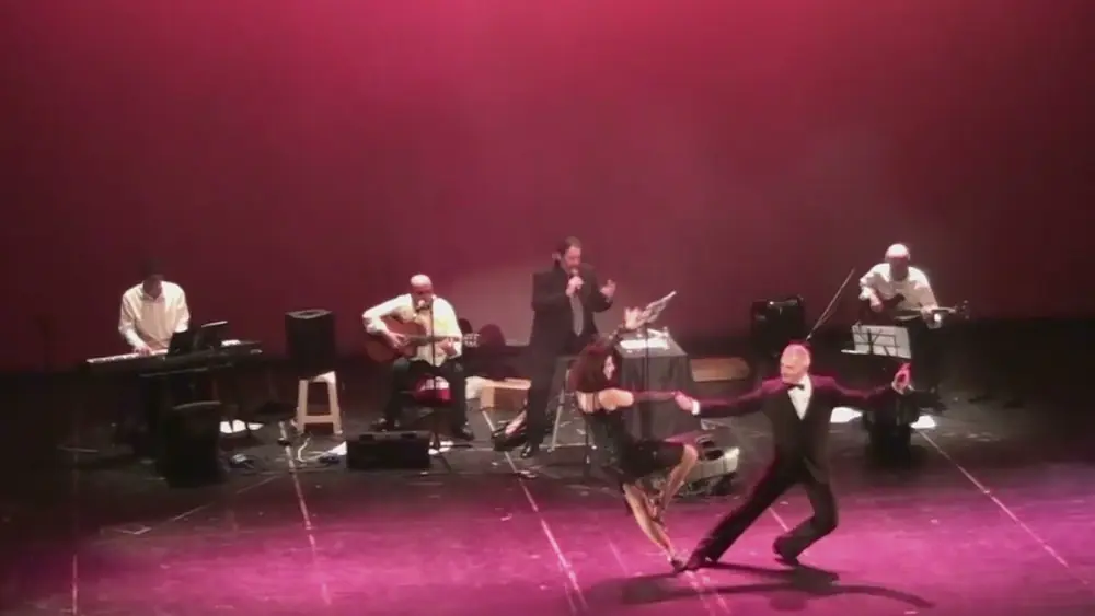 Video thumbnail for Juana García y Julio Robles - "La vie en rose" v2014