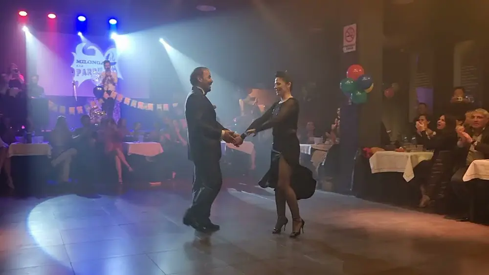 Video thumbnail for Daniel Nacucchio y Cristina Sosa 2/2 - A La Parrilla