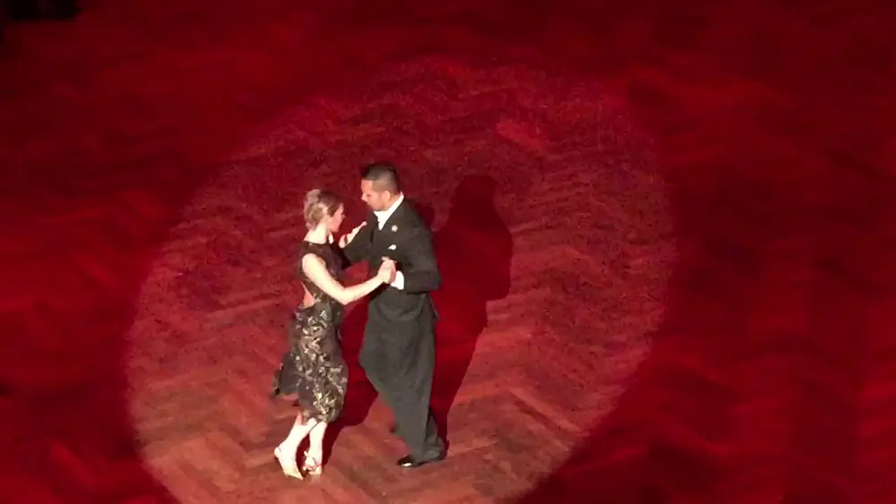 Video thumbnail for Sebastian Arce y Mariana Montes 4/4