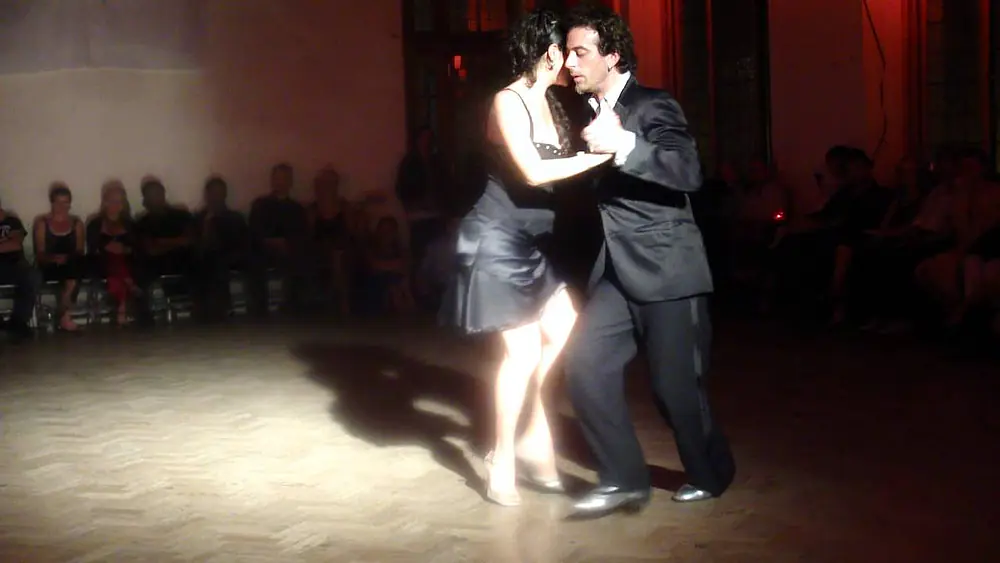 Video thumbnail for Pablo Inza y Mariana Dragone Negracha July 2012 4.MP4