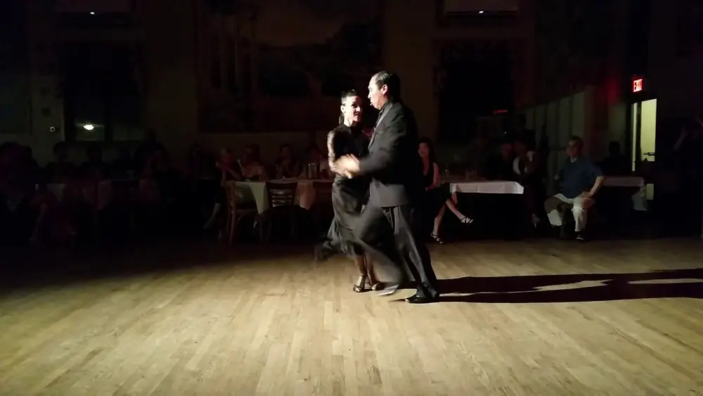 Video thumbnail for Argentine tango:Silvana Núñez & Ivan Leonardo - La Mulateada