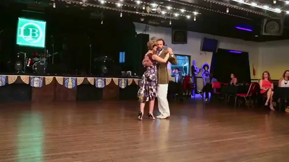 Video thumbnail for Fabian Peralta & Josefina Bermudez @ Tango Mio 05.12.2015 2 of 3