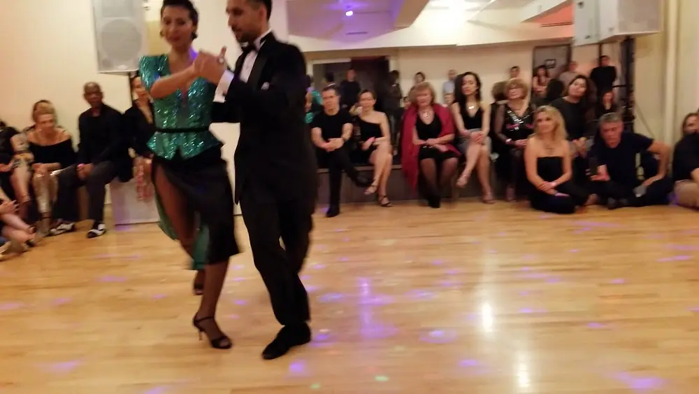 Video thumbnail for Argentine tango:  Yesica Esquivel & Ariel Leguizamon - tango escenario