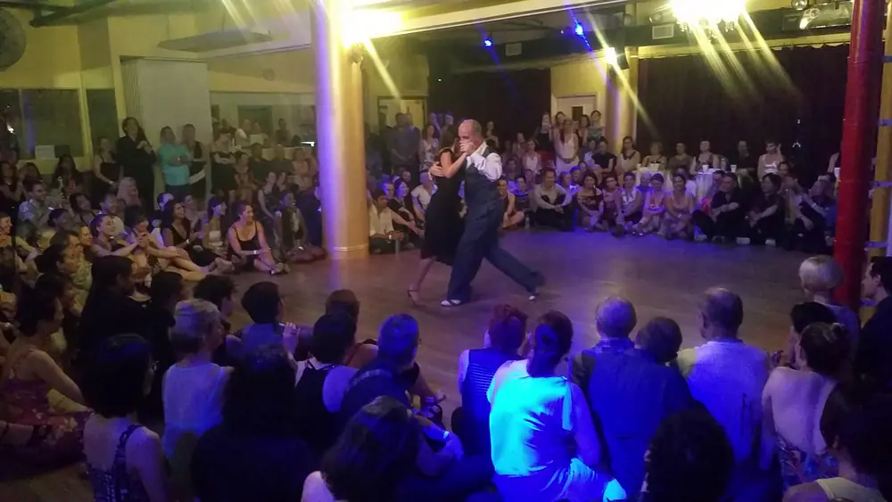 Video thumbnail for Argentine tango: Horacio Godoy & Cecilia Berra - Meta Fierro