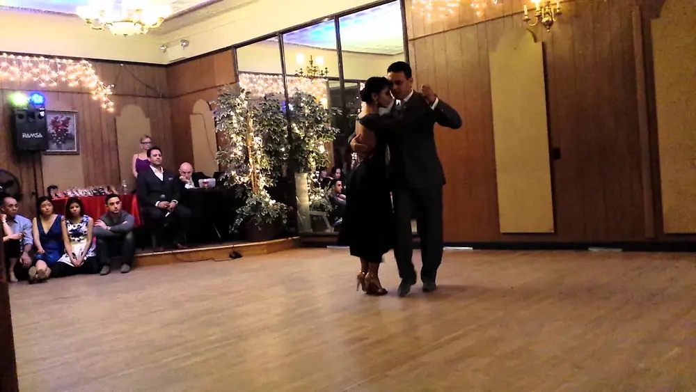 Video thumbnail for Argentine tango:Carolina Jaurena & Andres Bravo - Duerme Mi Niña