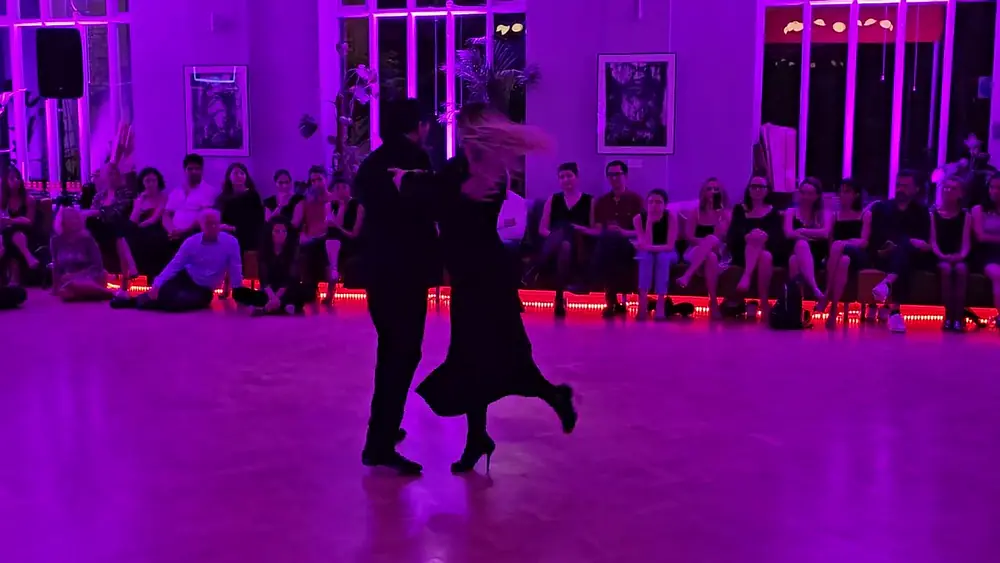 Video thumbnail for Facundo de la Cruz y Noelia Hurtado: 10 Nov 2023 (1st Dance)